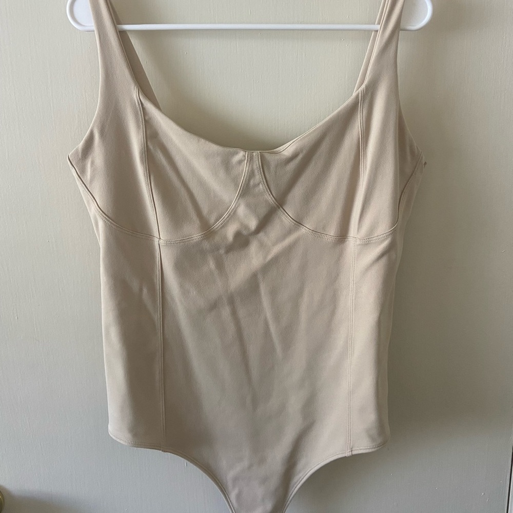 Cream Abercrombie and fitch bodysuit